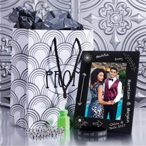 Prom_Favor_Ideas_SwagBag