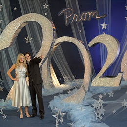 Glittered Year Arch Kit