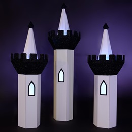 Black-and-White Wide Castle Turrets Kit (set of 3)