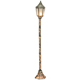 Single Lantern Lamppost