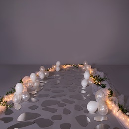 Lustrous Lane Pathway and Floor Decor Kit