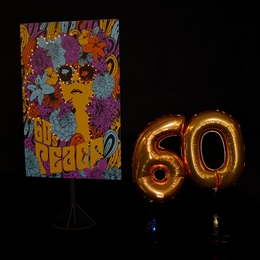 Peace Out '60s Poster and Balloons Kit