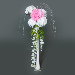 Rose-filled Dreams Tall Vase Kit