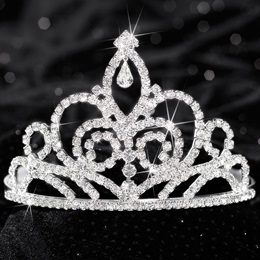 3 1/2 in. Sutton Tiara